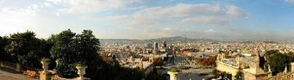 Uitzicht vanaf de Montju?c op Barcelona.