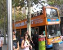 Een leuke manier om alle bezienswaardigheden van Barcelona te zien is met de verschillende stadstoeren per bus.