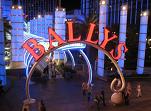 Hotel Bally's is gelegen in het centrum van de Strip, naast hotel Paris en tegenover het wereldberoemde Bellagio.