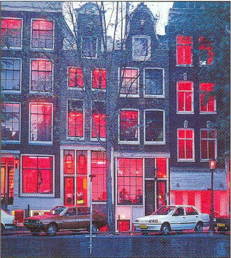 Amsterdam stedentrips | Het Venetië van het noorden! Wat heeft een stad als Amsterdam te bieden voor een citytrip? Deze Nederlandse hoofdstad kent vele gezichten en wordt bovendien getypeerd door een typisch Nederlandse, open mentaliteit die een speciale sfeer met zich meebrengt. Ieder jaar bezoeken meer dan vijf miljoen toeristen Amsterdam!