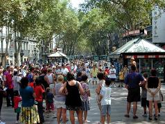 Op de Ramblas vind je veel straatartiesten, muzikanten en kunstenaars.