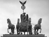 De Brandenburger Tor, het herkenningsteken van Berlijn en het symbool van scheiding en hereniging tussen Oost- en West-Duitsland