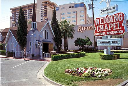 Ieder jaar trouwen er in Las Vegas meer dan 140.000 stellen.