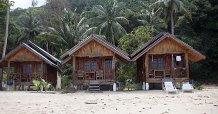 Koh Chang is gelegen in de Golf van Thailand, vlakbij Cambodja.