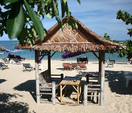 Een strandhuisje op Lamai Beach, op Koh Samui, Thailand