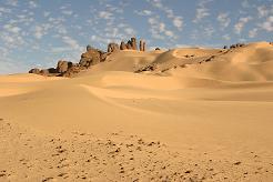 Het hoogtepunt van de Sahara vindt men in Algerije.