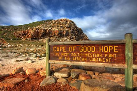 Kaap de Goede Hoop is de naam van de zuid-westelijkste punt van Afrika. De kaap is gelegen in Zuid-Afrika, nabij Kaapstad. Het zuidelijkste punt van Afrika is Kaap Agulhas, ongeveer 200 km oostelijker.